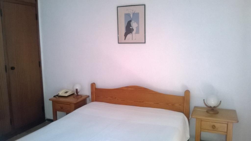 Alba Moura Apartamentos Quarteira Room photo